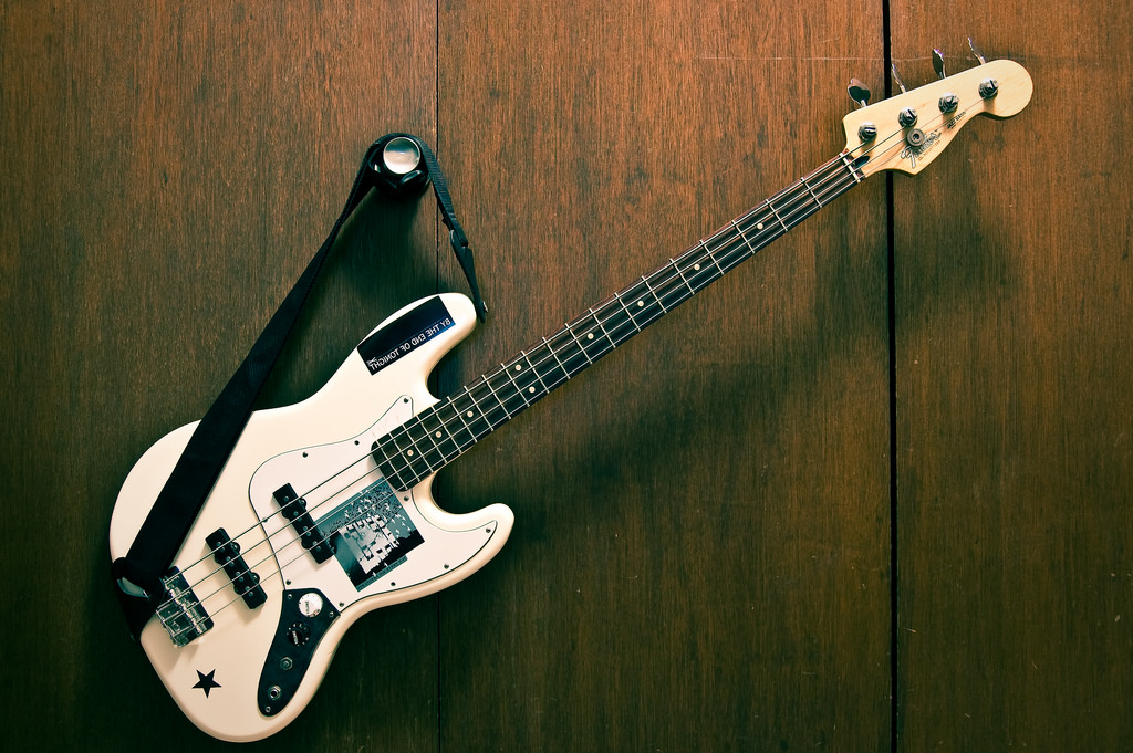 7 Ways to Record Bass More Creatively